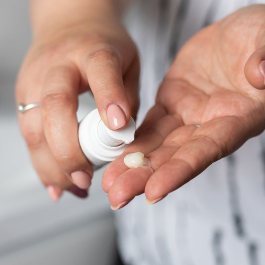 Exfoliating Serum with Almond Acid