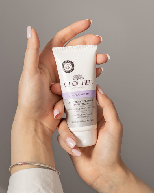 Light Regenerating Hand Cream