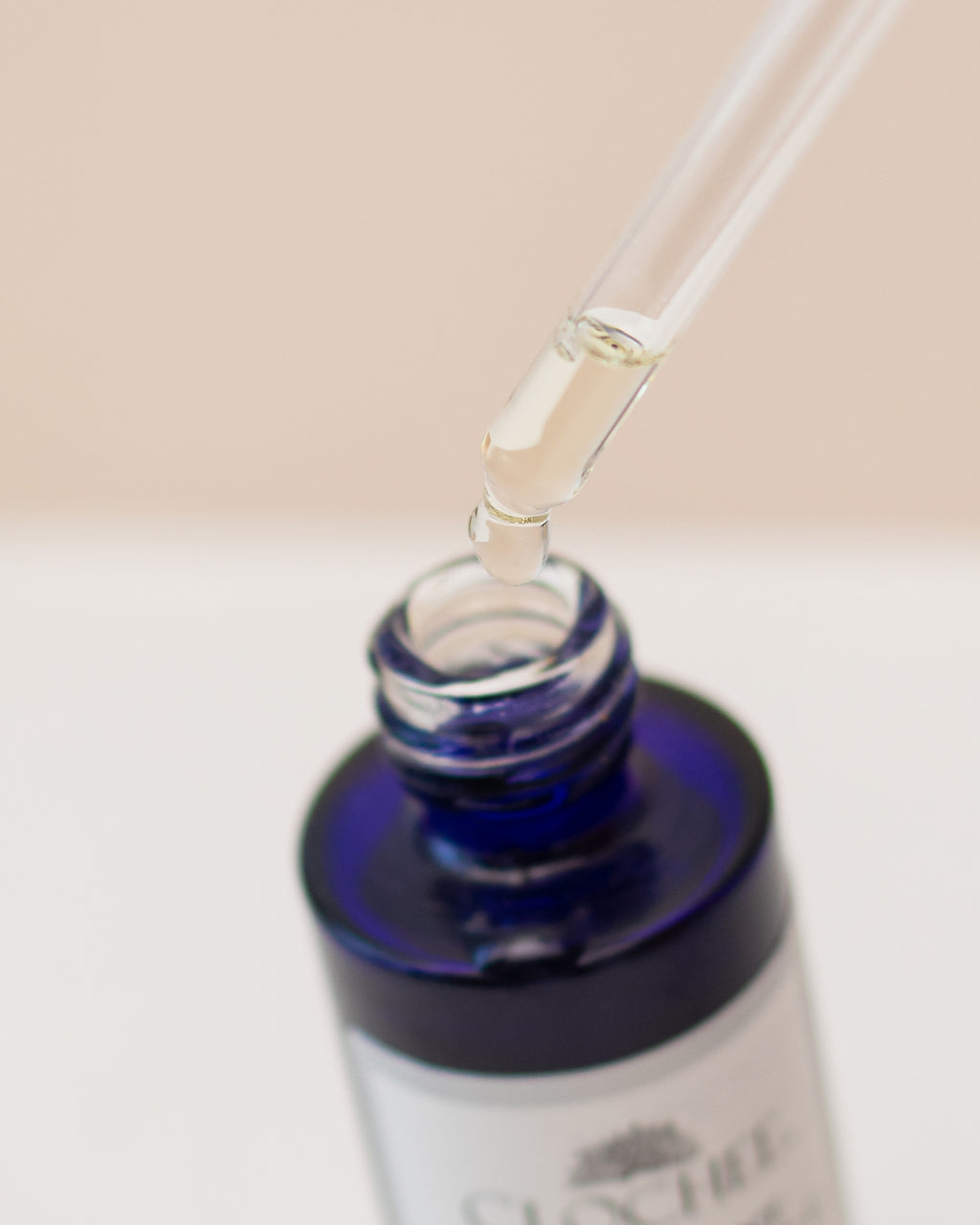 Antioxidant Oil Serum with Vit. C