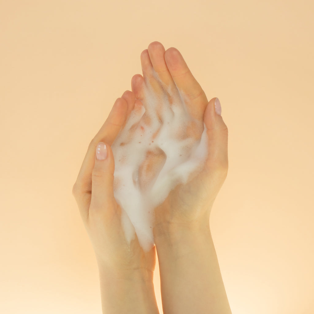 FOAMY TOUCH Creamy Cleansing Foam